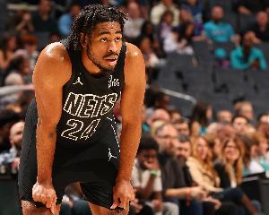 獨木難支！卡梅隆-托馬斯25中11空砍全場最高40分 罰球13中13