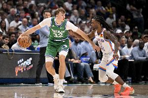 31分鐘0助攻控衛(wèi)！弗拉格10中1毒瘤表現(xiàn)！正負(fù)值-20！