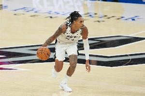 進(jìn)步神速！瓦塞爾半場15分鐘 7中4&3罰3中拿到12分4助攻