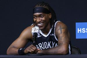 手感火熱！曼恩半場(chǎng)6中5高效拿下14分3板 首節(jié)獨(dú)得10分