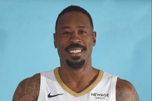 活力滿滿！小喬丹半場7分鐘3中3貢獻(xiàn)7分3板 罰球2中1