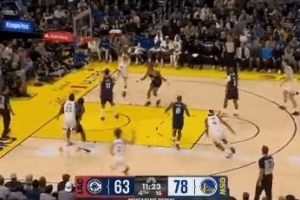 戲耍雙高！巴特勒弧頂騙過科林斯突破迎著大洛上籃得分