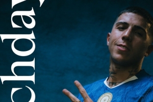 倫敦德比！切爾西發(fā)布客戰(zhàn)熱刺海報：恩佐-費爾南德斯單人出鏡