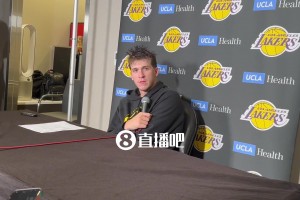 基操勿六！里夫斯：我高中曾在一場三加時(shí)比賽中拿過73分